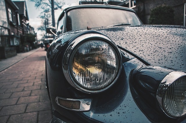 Cómo tratar los faros del coche